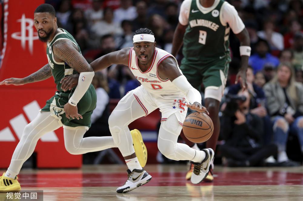 性愈發突出 性愈發突出