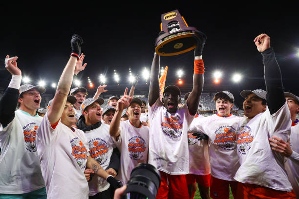 攻端如虎添 攻端如虎添