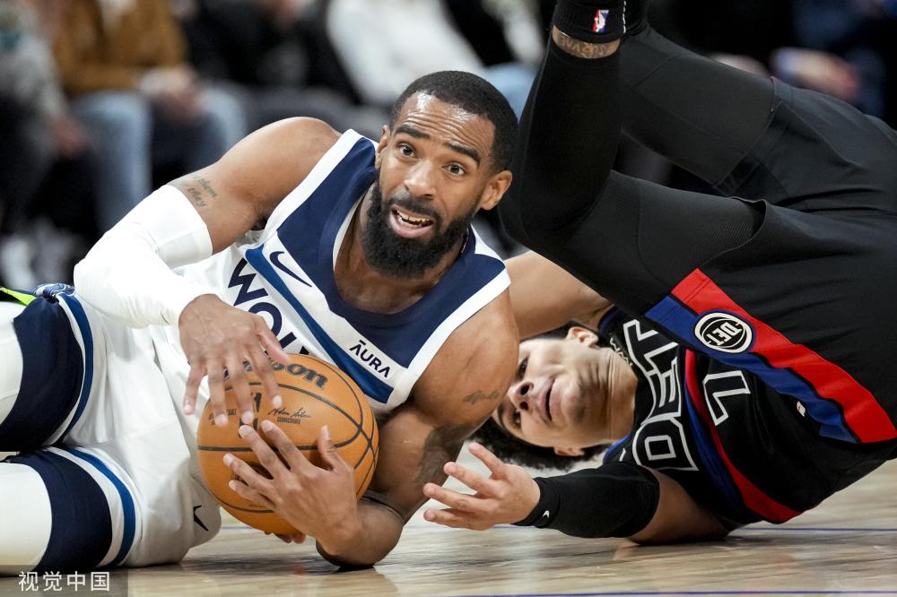 年逾五十的 年逾五十的